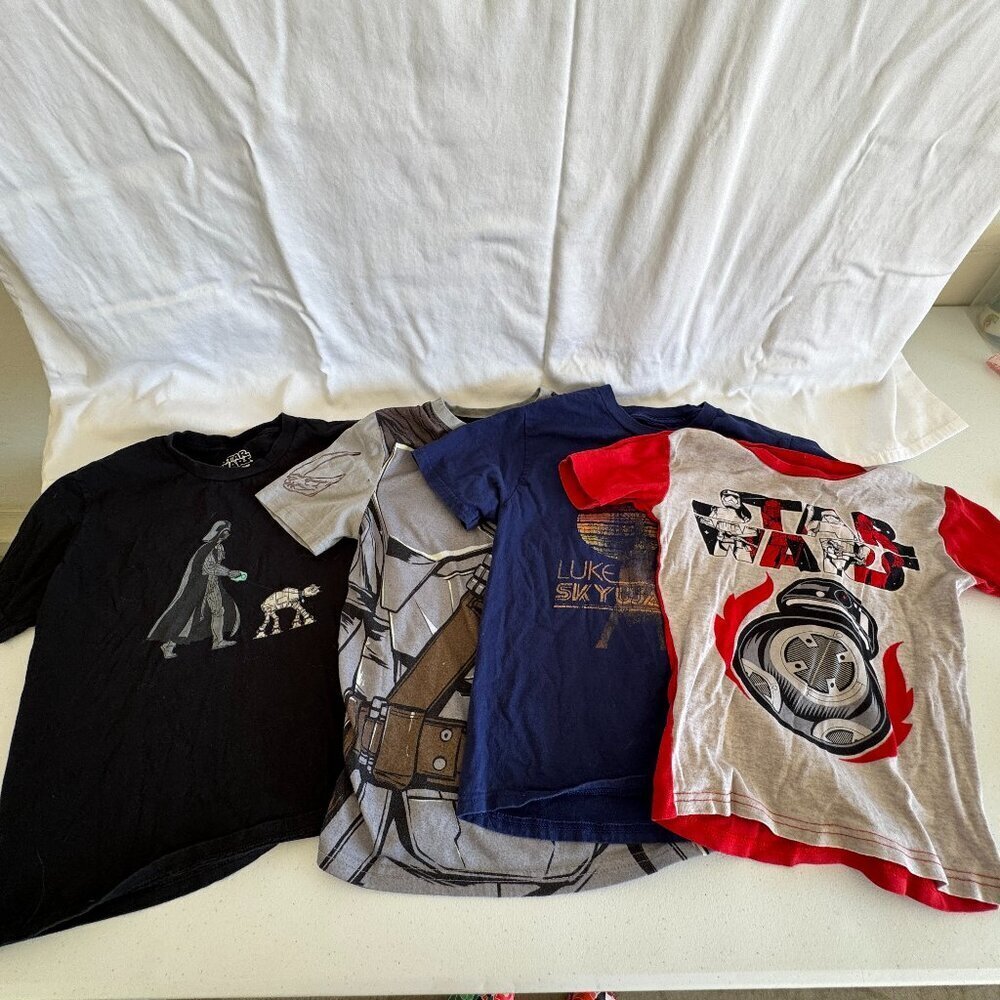 Lot of 5 Star Wars Boys T Shirts Assorted Characters and Sizes Graphic Tees S/M